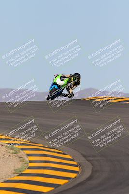 media/Oct-09-2022-SoCal Trackdays (Sun) [[95640aeeb6]]/Turns 9 and 10 (1050am)/